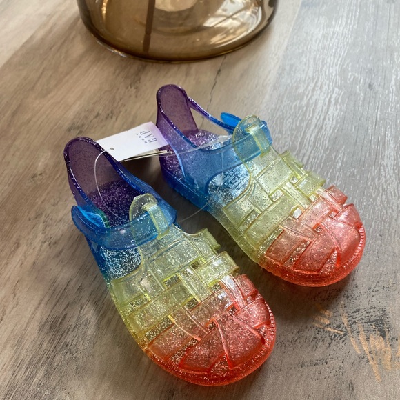 NWT GAP Rainbow Jelly Sandals 6T - Picture 1 of 10